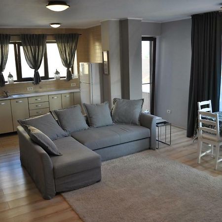 Sleep & Fly Apartment Otopeni Extérieur photo