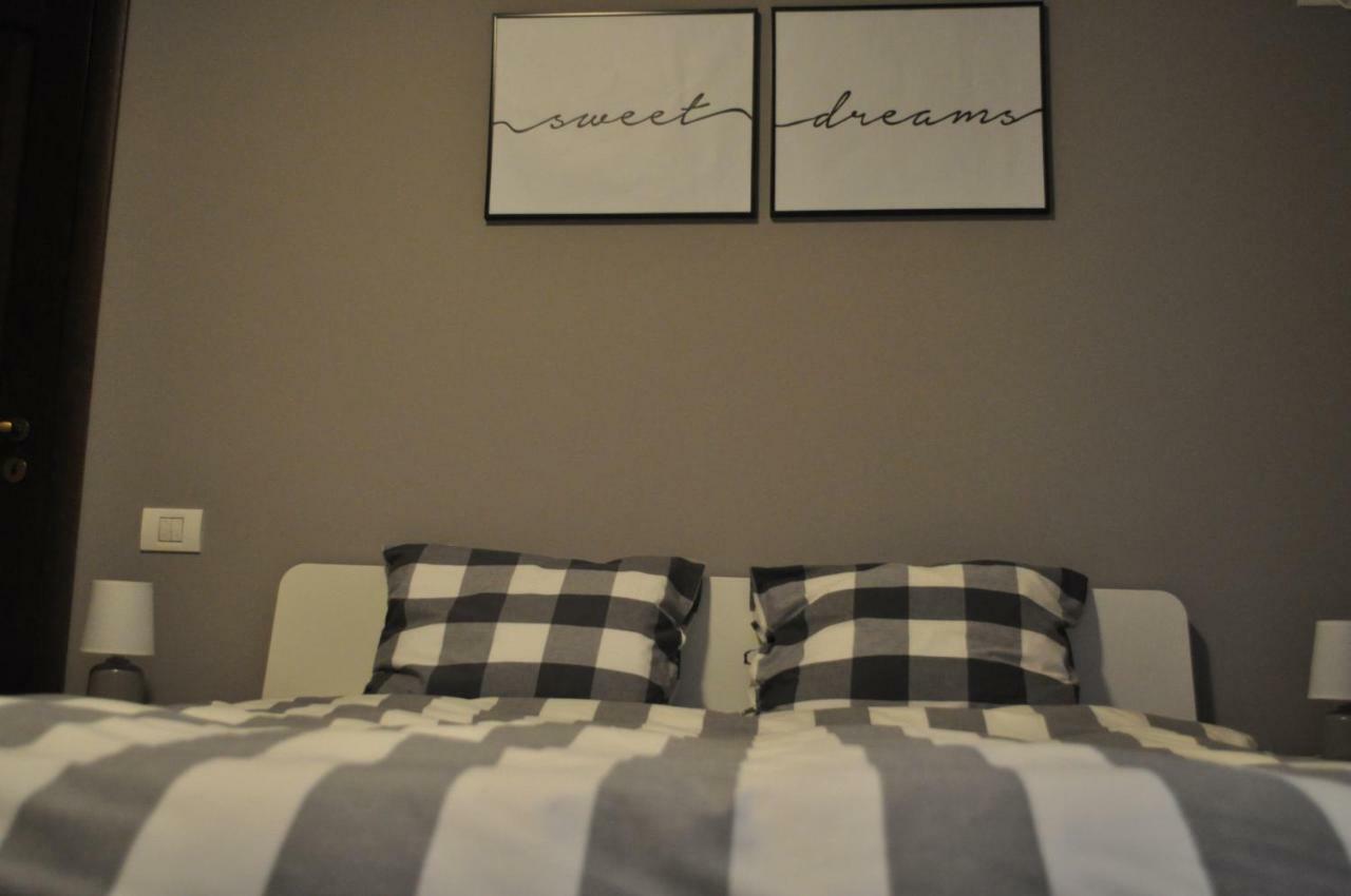Sleep & Fly Apartment Otopeni Extérieur photo